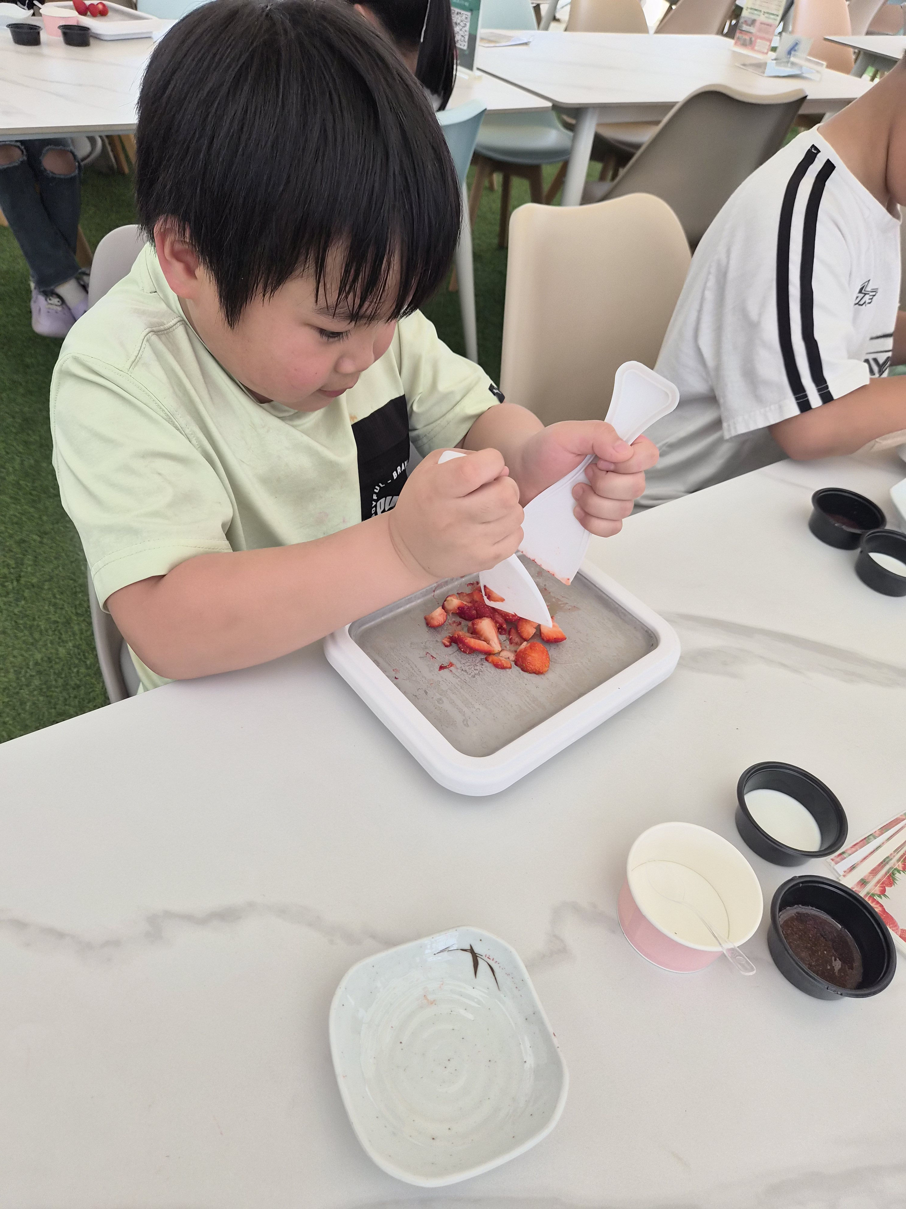 KakaoTalk_20260518_105811410_08.jpg